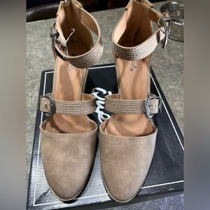 Qupid Taupe closed toe shoe